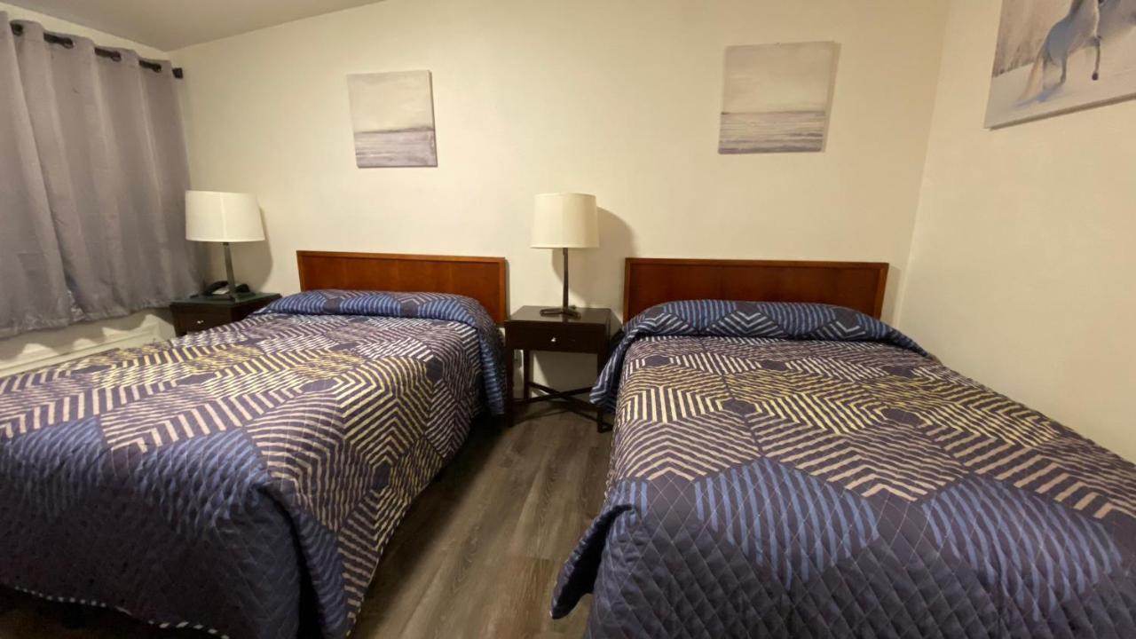 Golden Kent Motel エクステリア 写真
