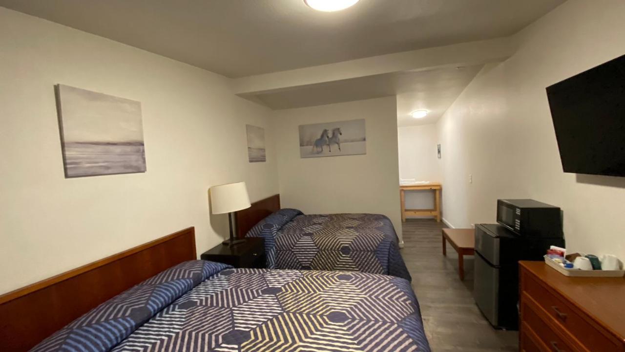 Golden Kent Motel エクステリア 写真